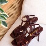 Saint Laurent Tribute Platform Sandals - Maroon