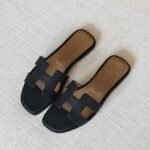 Hermès Oran Sandal - black brown epsom