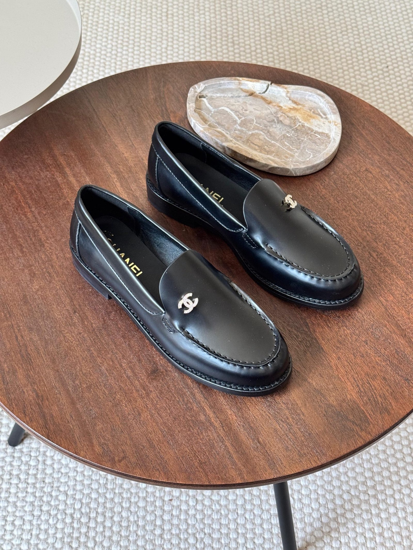 Chanel CC slingback loafers - Close