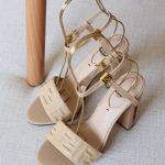 Fendi Delfina Heel sandal 95mm - Beige