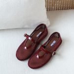 Alaïa Fishnet Ballet Flats - Maroon