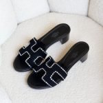 Hermes Oasis sandal - Black with silver jewel