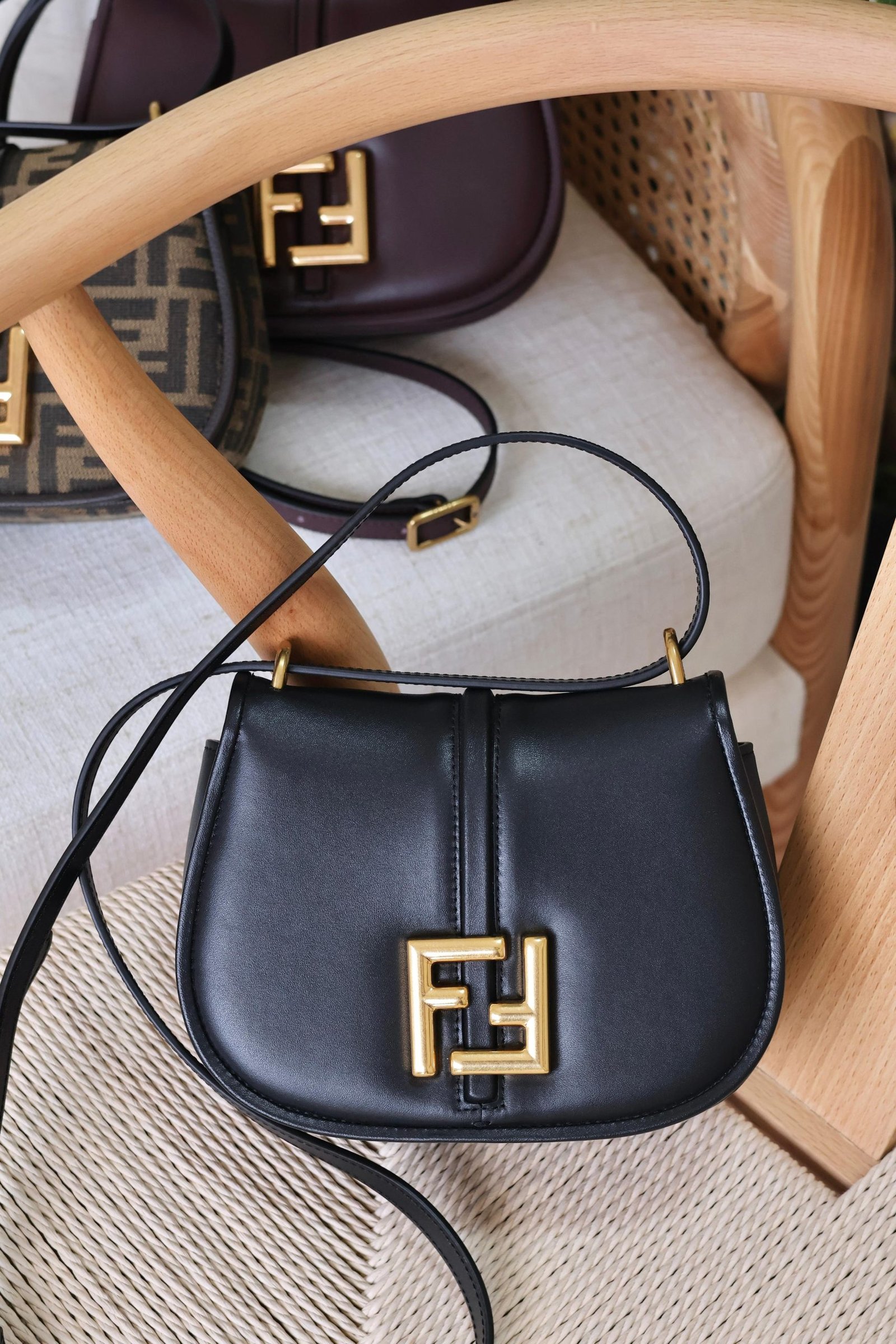 Fendi C'mon mini crossbody 19cm bag - Image 3