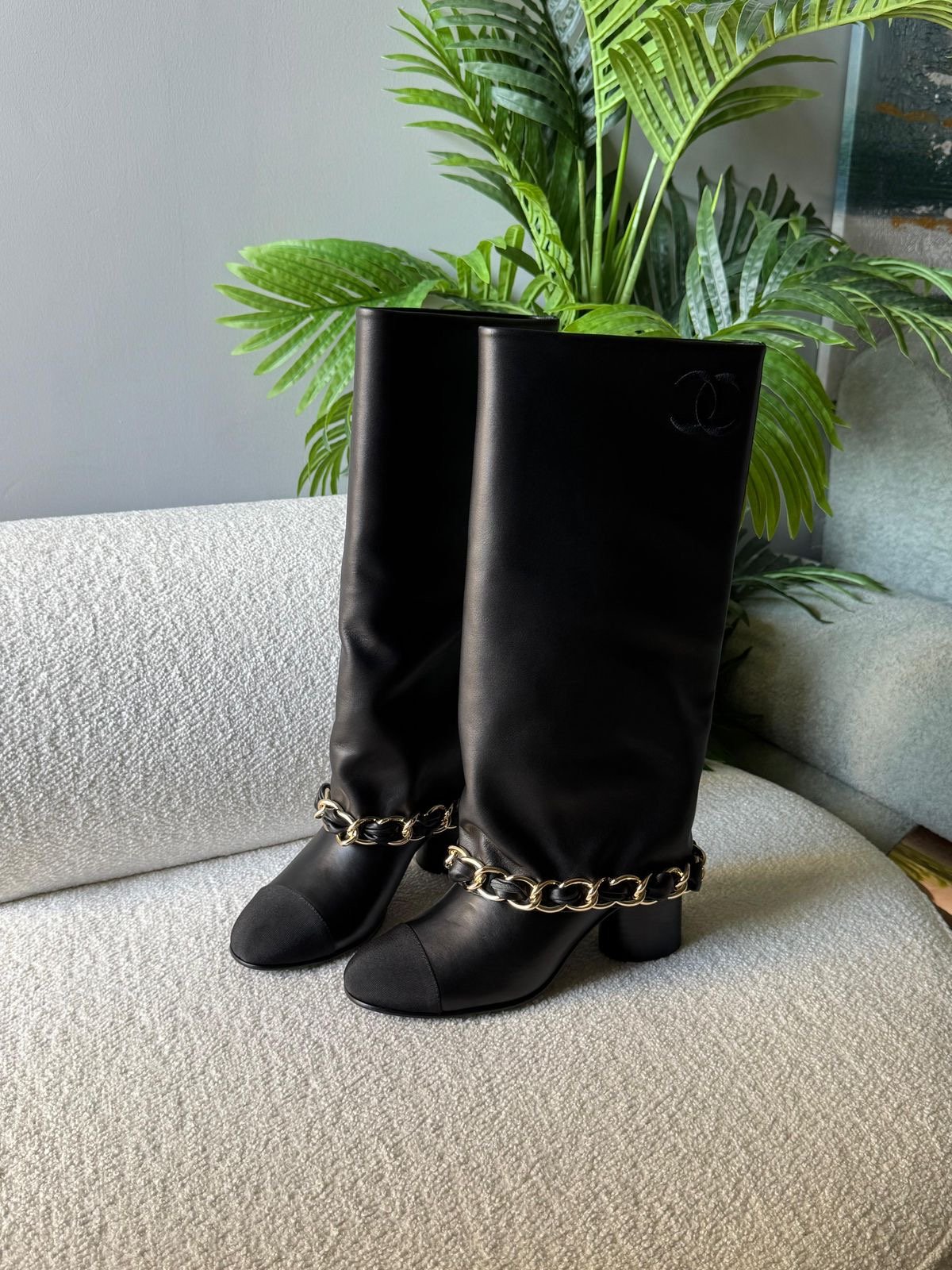 Chanel high boot - Image 2