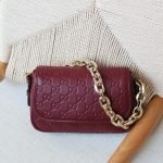 Gucci GG Emblem shoulder bag 20.5cm - Burgundy