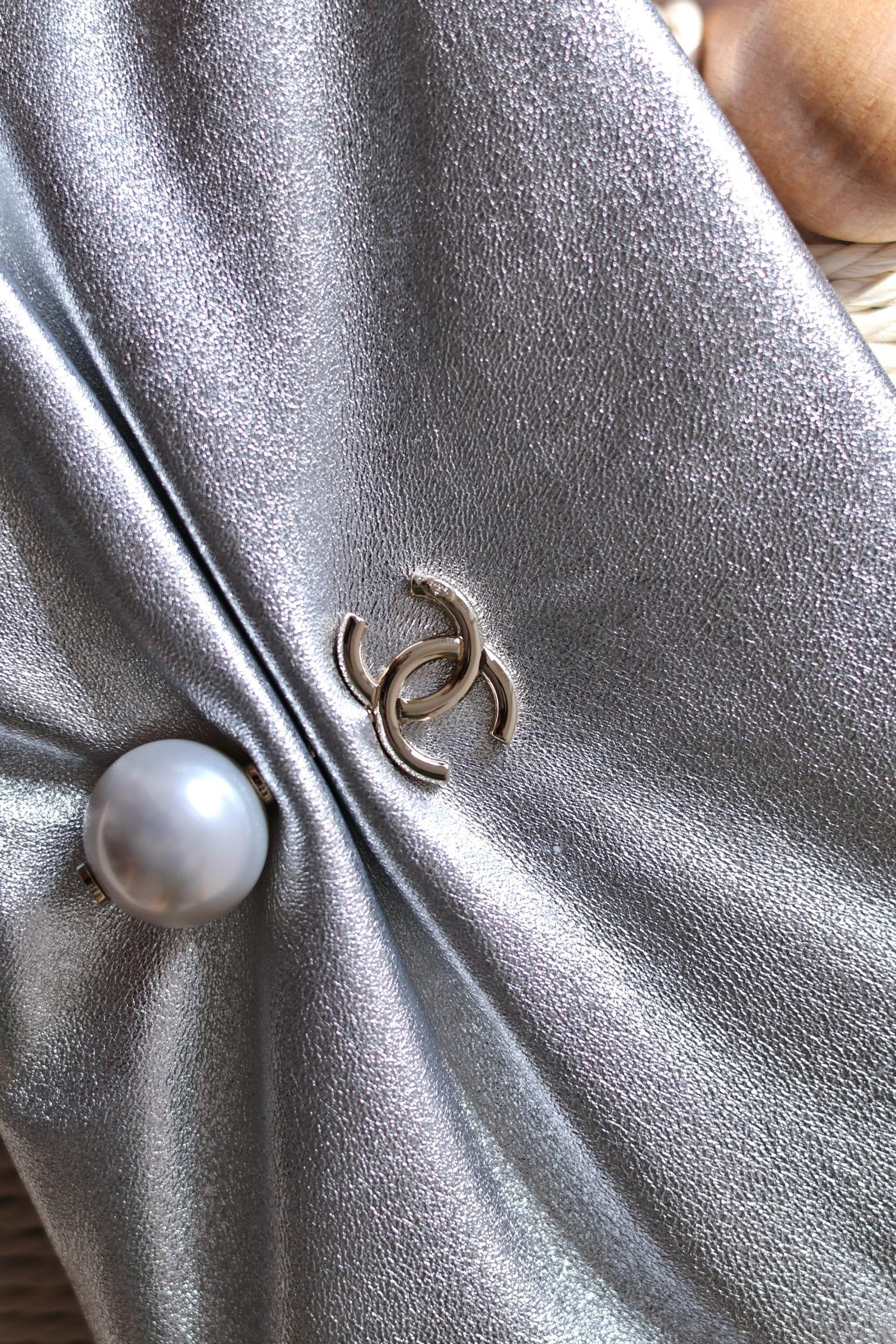 Chanel clutch bag with pearl 24cm - Image 3