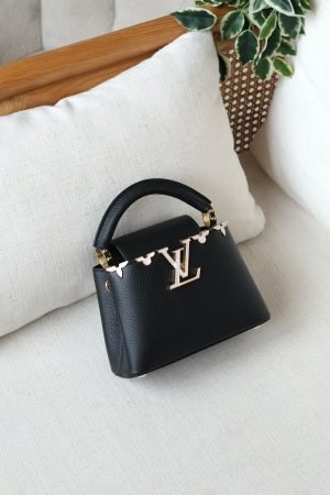 Louis Vuitton Capucines Mini